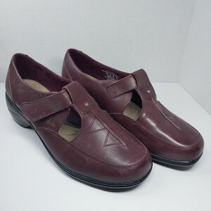 Thom McAn Size 11W Merlot Leather Loafer Mary Jane 90s Vintage Coastal Grandma